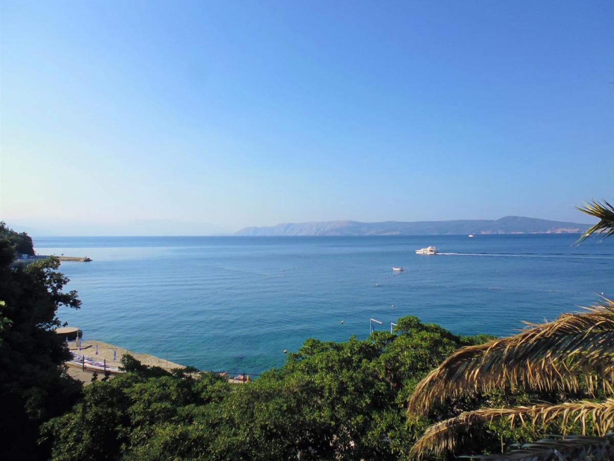 Lilianka Hotel Selce Exterior foto